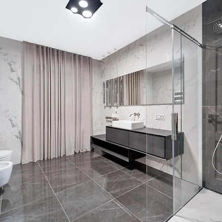 Valentina Villa Tremezzo